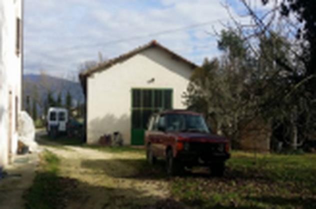 negozio in vendita a Spoleto in zona Protte