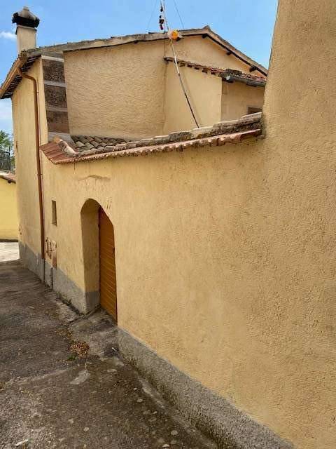 casa indipendente in vendita a Spoleto in zona Sant'Anastasio