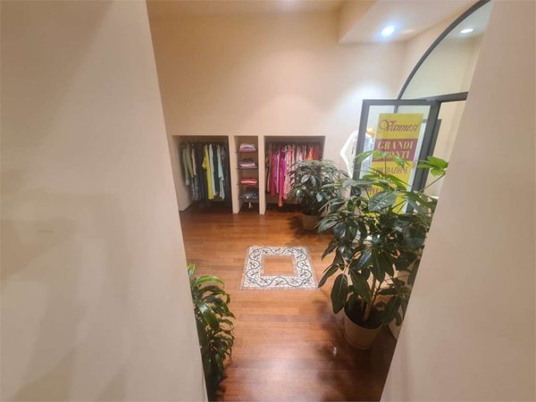 negozio in vendita a Spoleto