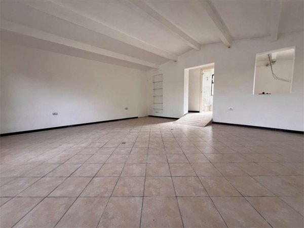 negozio in vendita a Spoleto