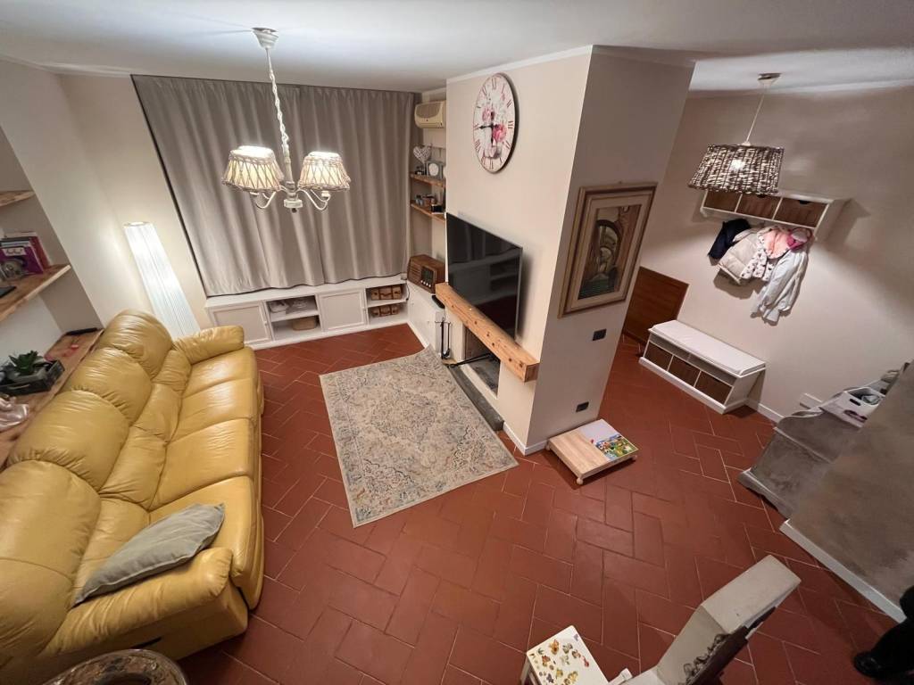 casa indipendente in vendita a Spoleto