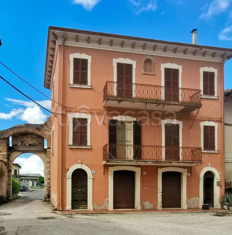 casa indipendente in vendita a Spoleto in zona San Giacomo
