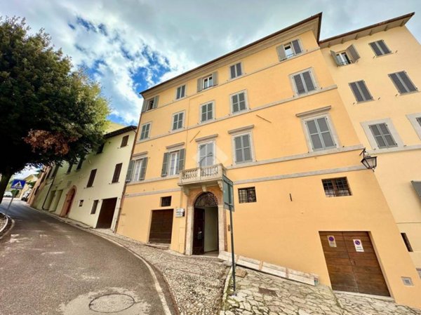 appartamento in vendita a Spoleto