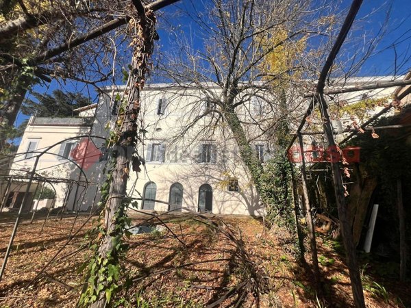 appartamento in vendita a Spoleto