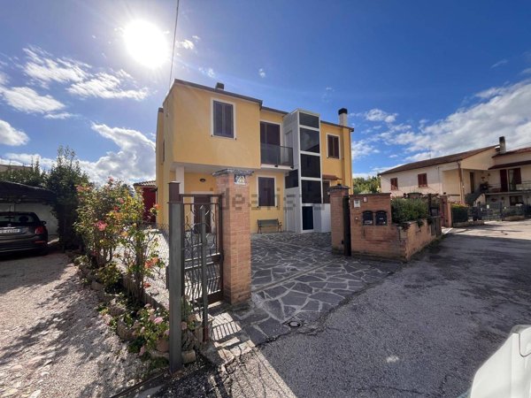 appartamento in vendita a Spoleto