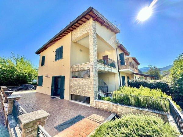 appartamento in vendita a Spoleto
