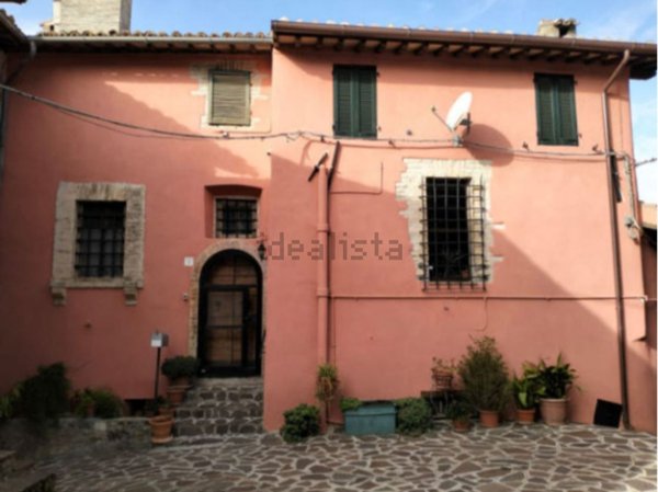 appartamento in vendita a Spoleto