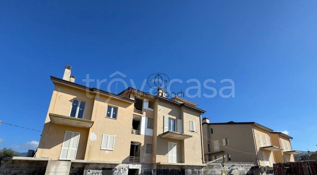 appartamento in vendita a Spoleto in zona San Giacomo