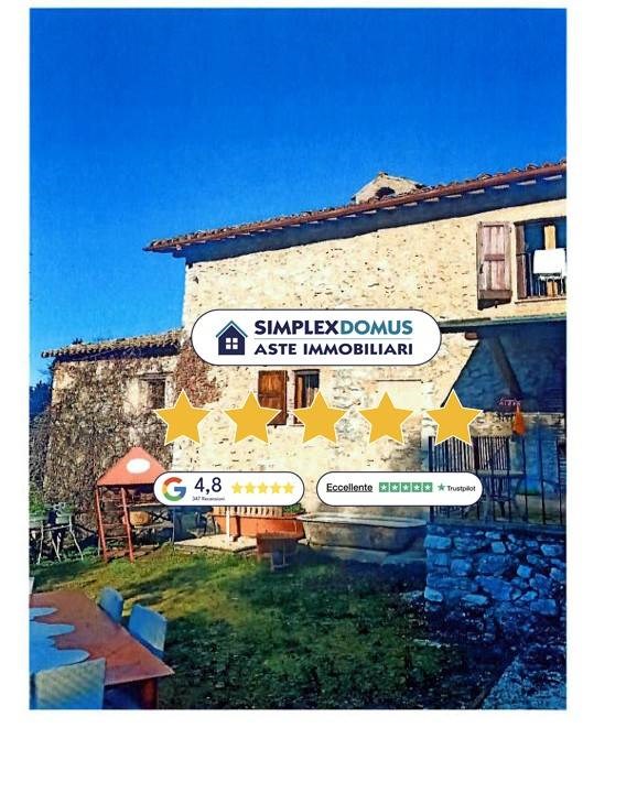 casa indipendente in vendita a Spoleto