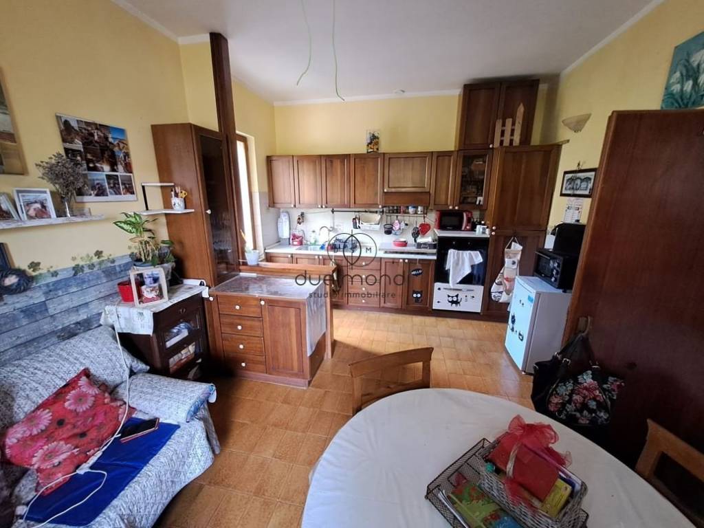 appartamento in vendita a Spoleto in zona Baiano