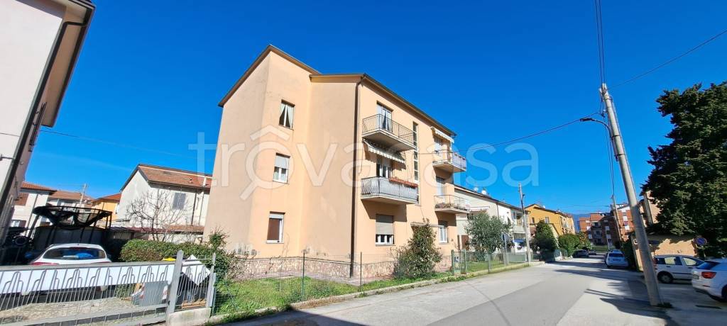 appartamento in vendita a Spoleto