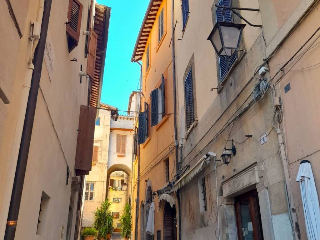 appartamento in vendita a Spoleto