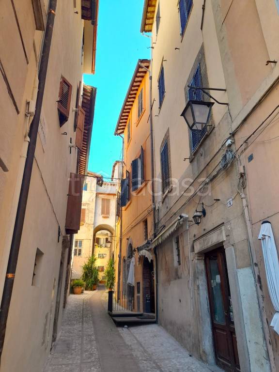 appartamento in vendita a Spoleto
