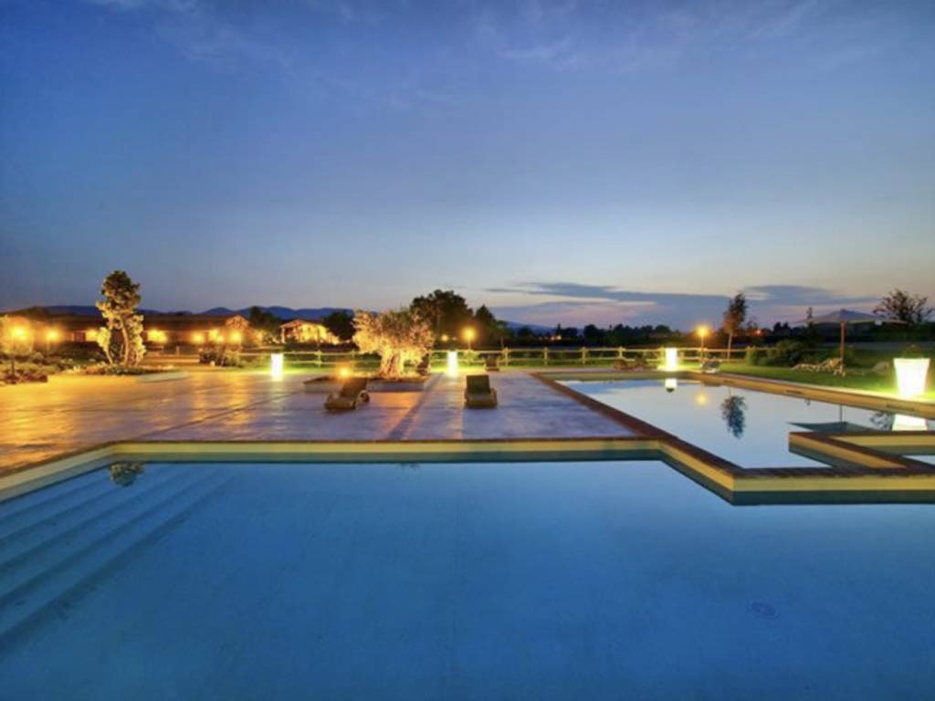 intera palazzina in vendita a Spoleto in zona San Giacomo