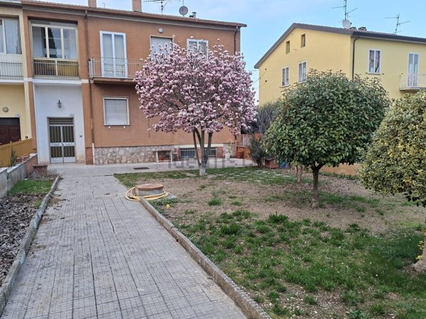 appartamento in vendita a Spoleto