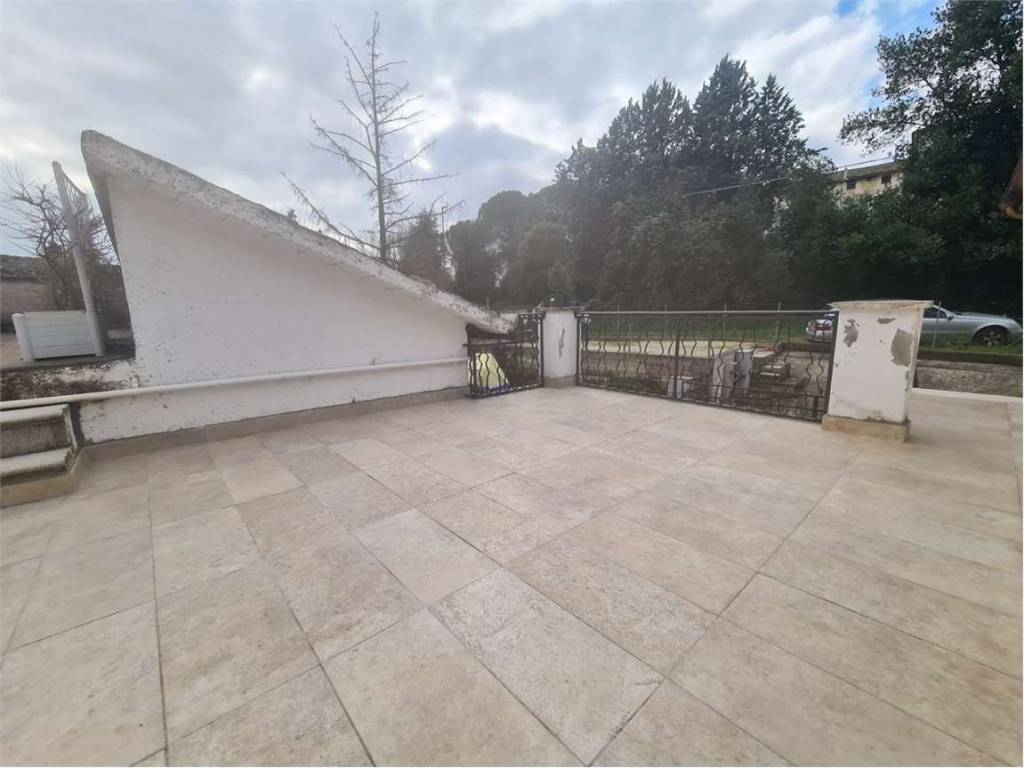 appartamento in vendita a Spoleto