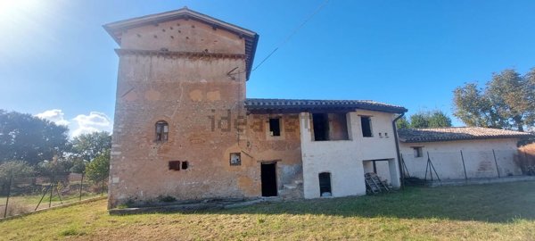 casale in vendita a Spoleto