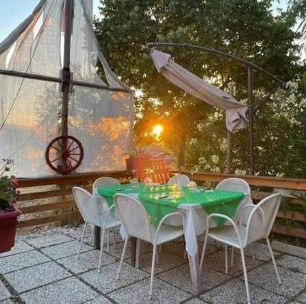 negozio in vendita a Spoleto in zona Bazzano Inferiore