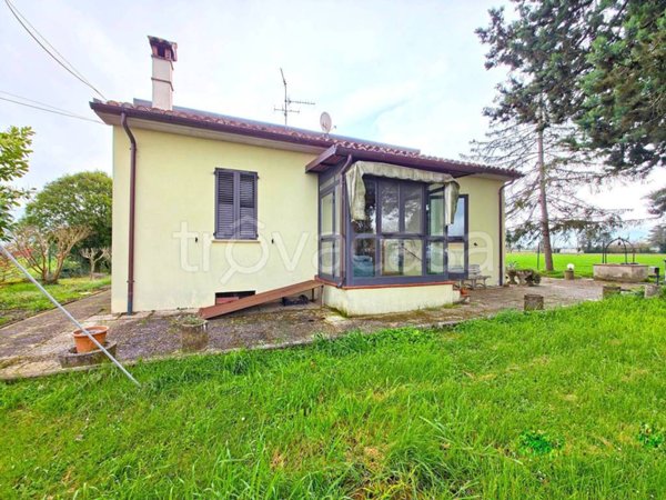 casa indipendente in vendita a Spoleto in zona San Giacomo