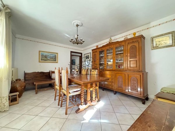 appartamento in vendita a Spoleto in zona Bazzano Inferiore