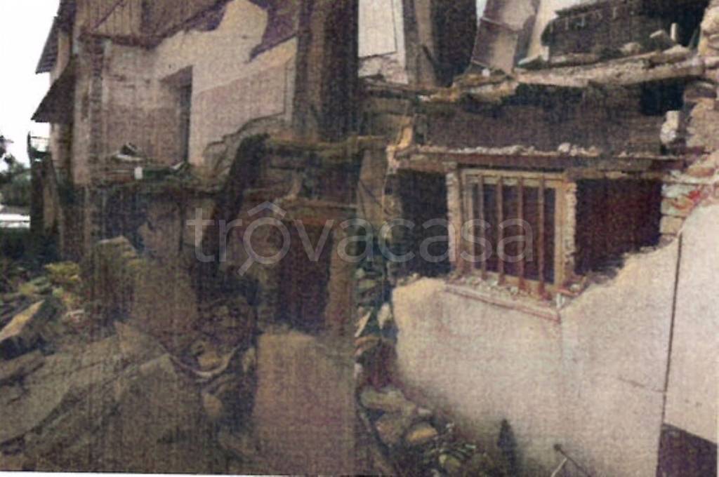 appartamento in vendita a Spoleto in zona San Giacomo