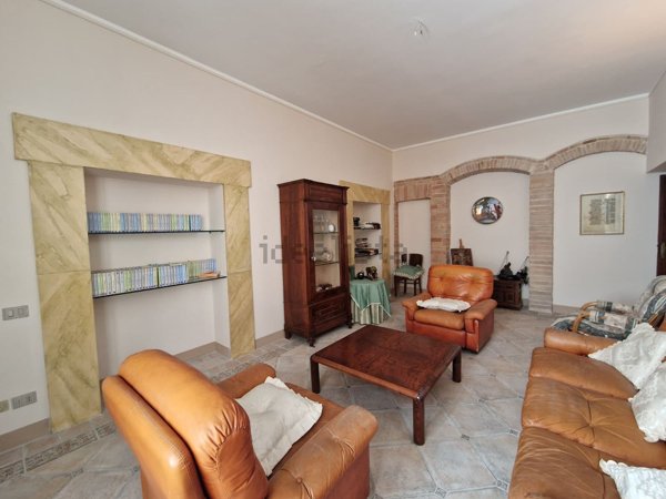 appartamento in vendita a Spoleto in zona Monteluco