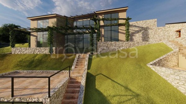 casa indipendente in vendita a Spoleto