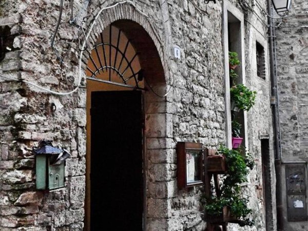 negozio in vendita a Spoleto