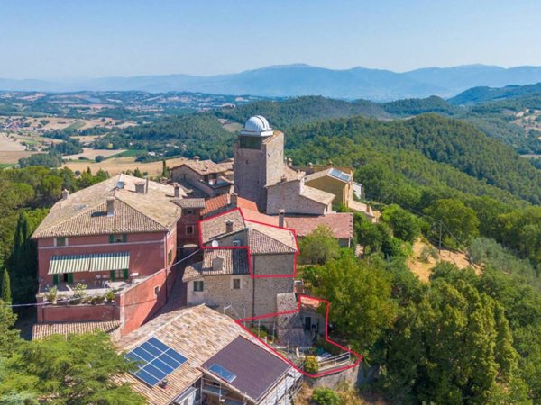 casa indipendente in vendita a Spoleto in zona Fogliano