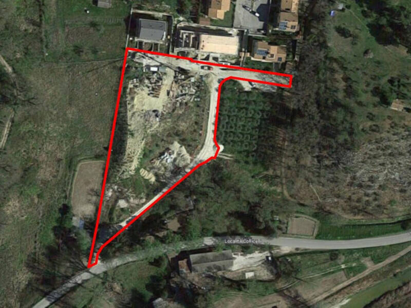 terreno edificabile in vendita a Spoleto in zona Collicelli