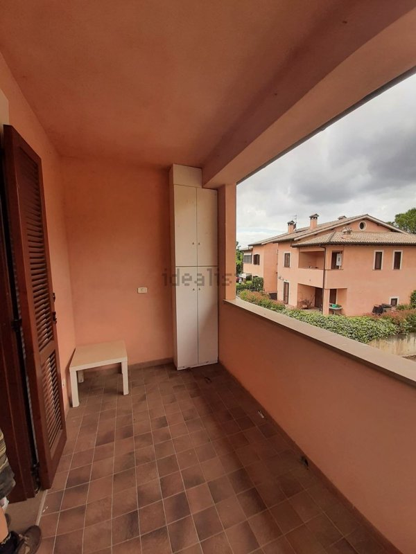 casa indipendente in vendita a Spoleto