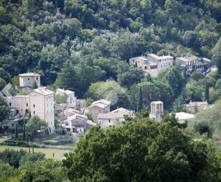 appartamento in vendita a Spoleto in zona San Giacomo