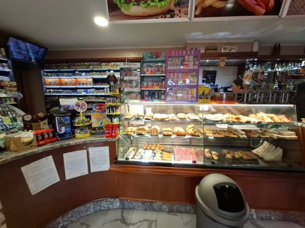 negozio in vendita a Spoleto in zona San Giovanni di Baiano