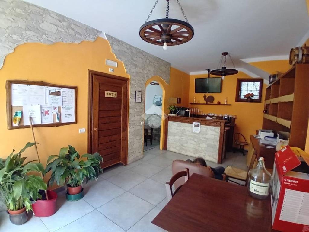 casa indipendente in vendita a Spoleto in zona Eggi