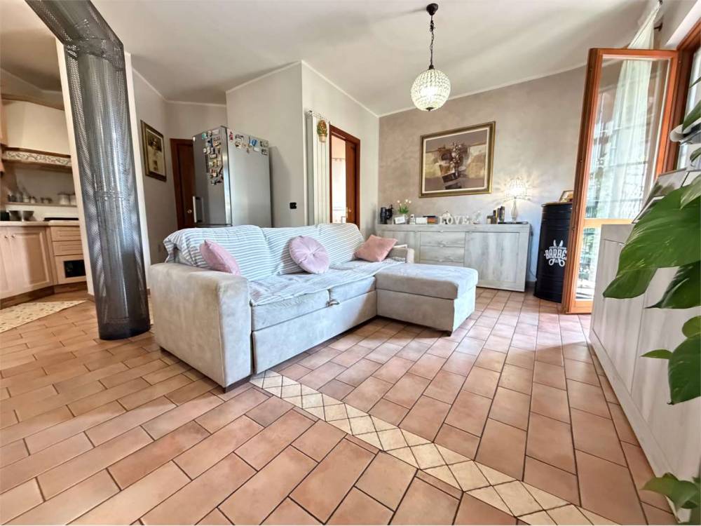casa indipendente in vendita a Spoleto