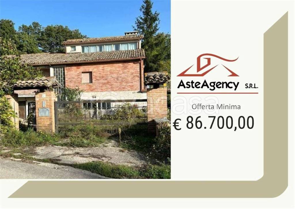 casa indipendente in vendita a Spoleto in zona Montebibico