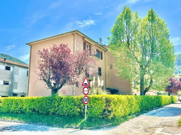 appartamento in vendita a Spoleto in zona Baiano