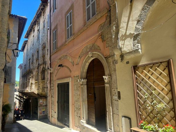 appartamento in vendita a Spoleto