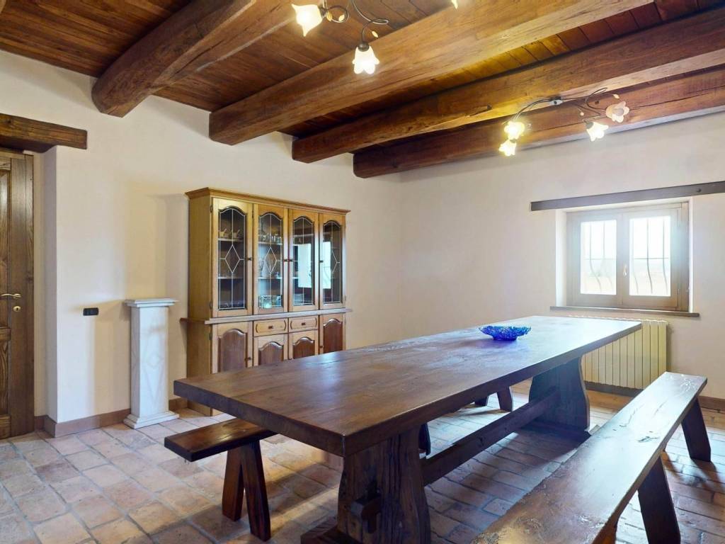 casa indipendente in vendita a Spoleto in zona Beroide