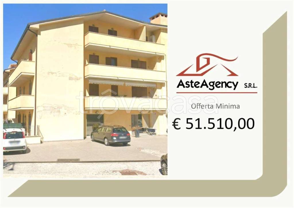 appartamento in vendita a Spoleto in zona San Giovanni di Baiano