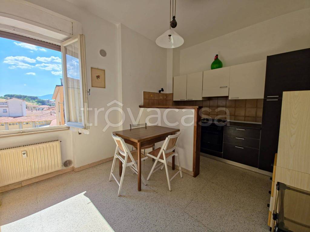 appartamento in vendita a Spoleto in zona Collerisana