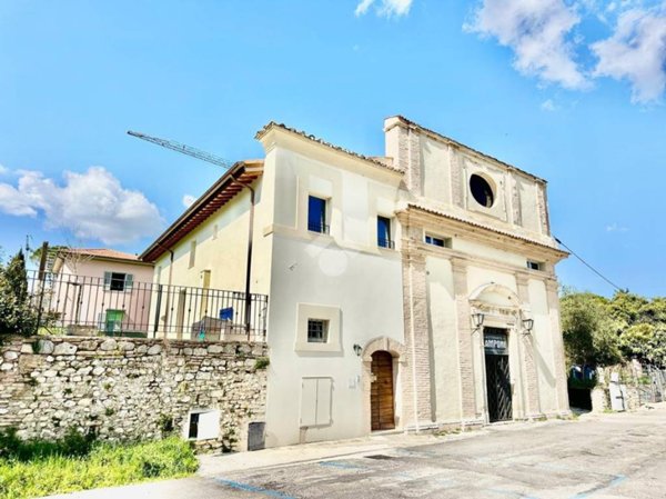 appartamento in vendita a Spoleto in zona Collerisana