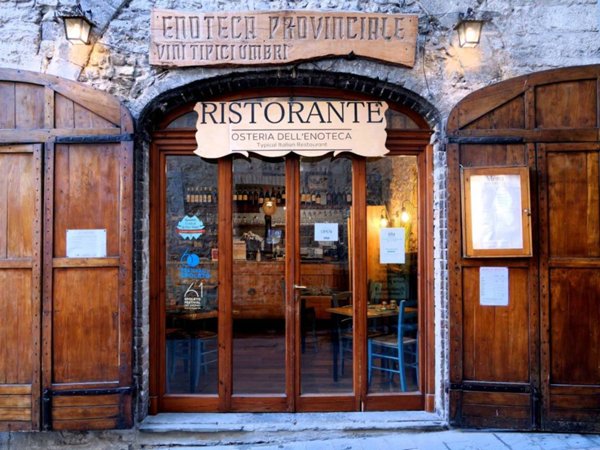 negozio in vendita a Spoleto