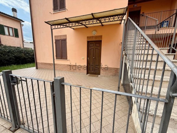 appartamento in vendita a Spoleto in zona Collicelli