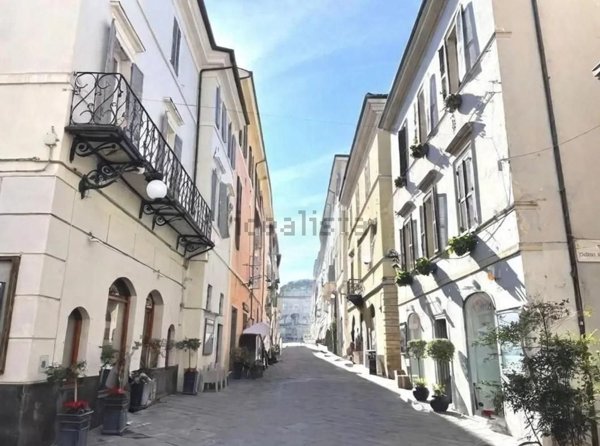 appartamento in vendita a Spoleto