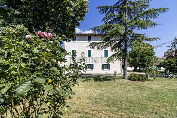appartamento in vendita a Spoleto in zona Azzano