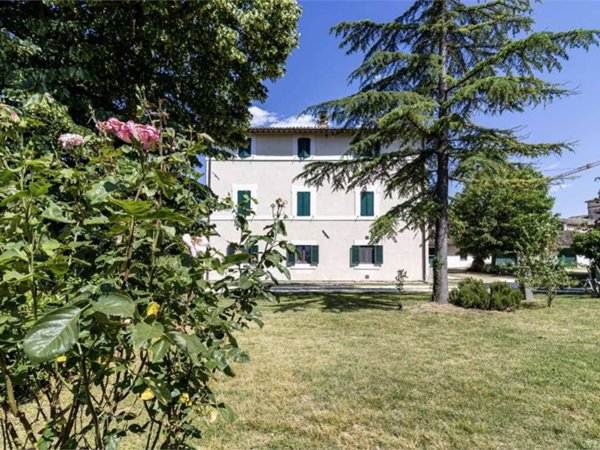 casa indipendente in vendita a Spoleto in zona San Giacomo