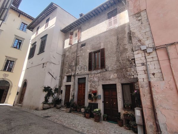 appartamento in vendita a Spoleto