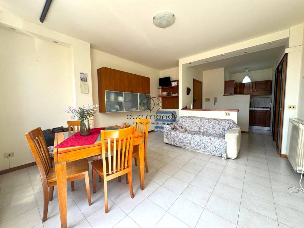 appartamento in vendita a Spoleto in zona Collerisana