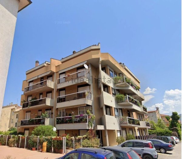 appartamento in vendita a Spoleto in zona Collerisana